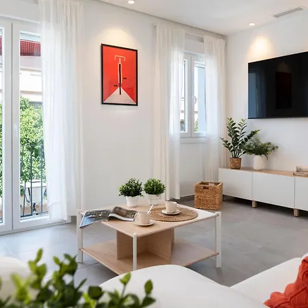 Unika Homes Gran Plaza&terrace Apartment *